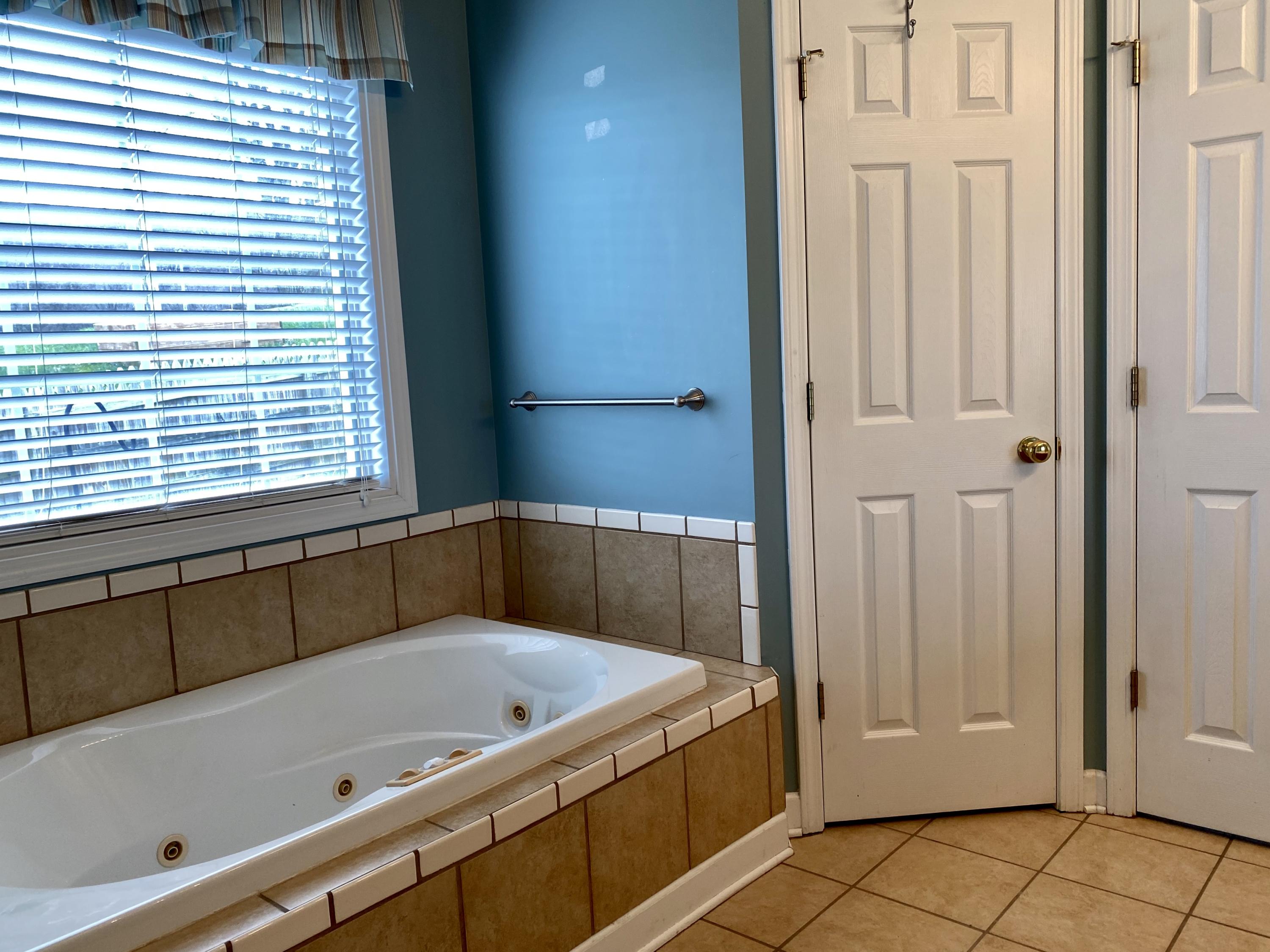 4145 Timberlake Road Johnson City, TN 37601 - Photo 19 of 37 19