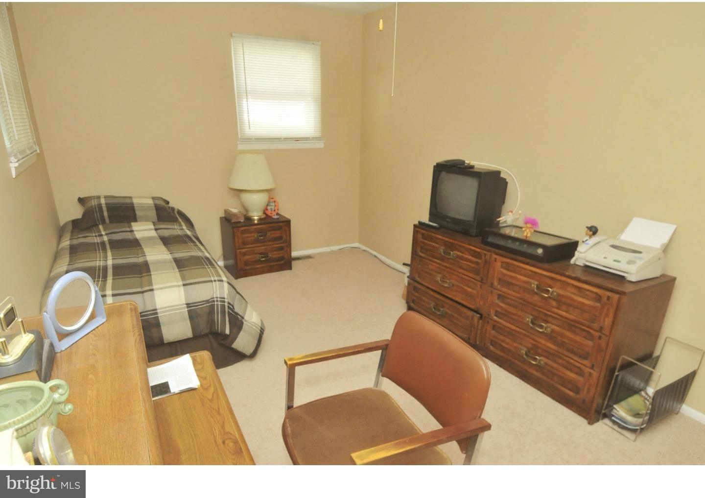 517 Elford Road Fairless Hills, PA 19030 - Photo 16 of 20 Bedroom 3