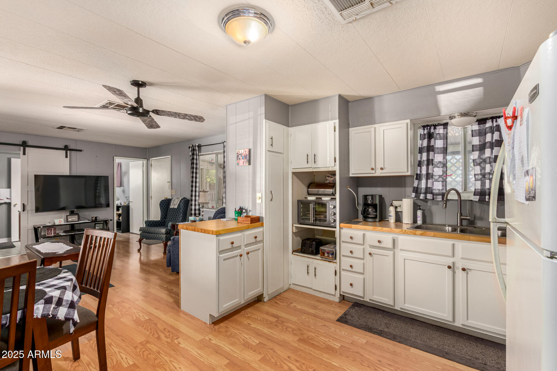 5201 West Camelback Road, Unit AP243 Phoenix, AZ 85031 - Photo 5 of 27 15-Camelback