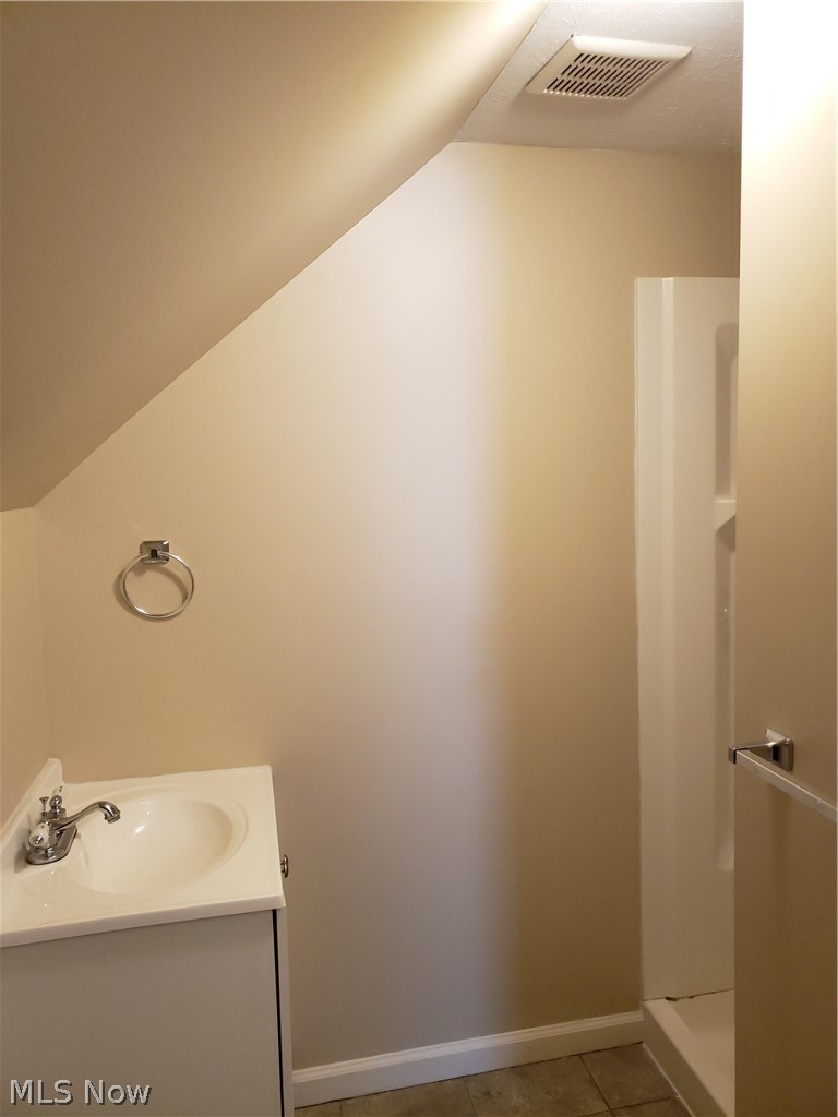 13200 Silver Road Garfield Heights, OH 44125 - Photo 12 of 13