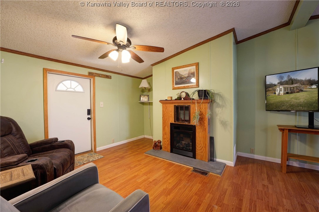 383 Kilgore Road Scott Depot, WV 25560 - Photo 12 of 28 Gallery Image 12