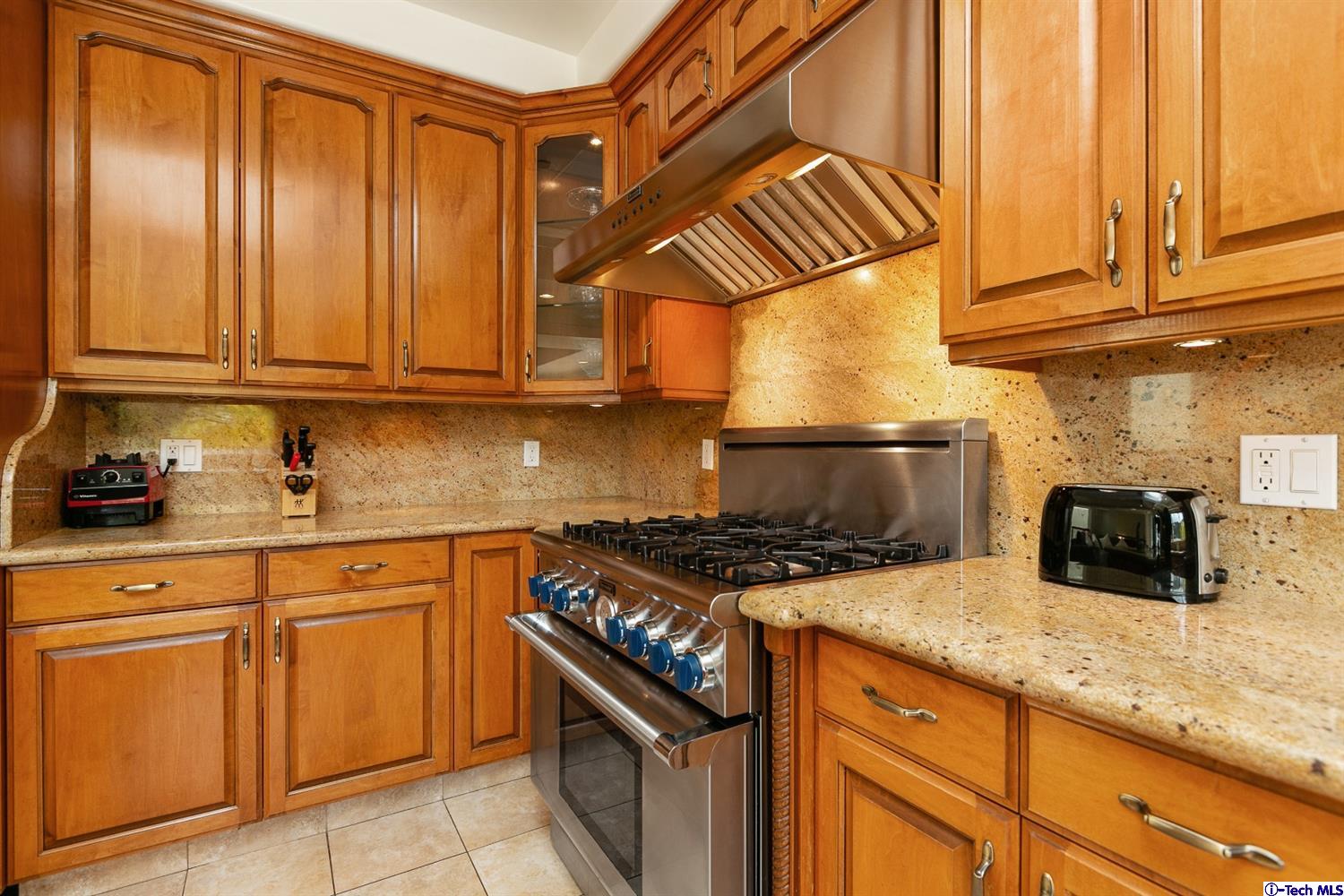 7150 Estepa Drive Tujunga, CA 91042 - Photo 14 of 61