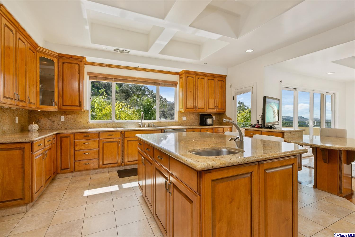 7150 Estepa Drive Tujunga, CA 91042 - Photo 15 of 61