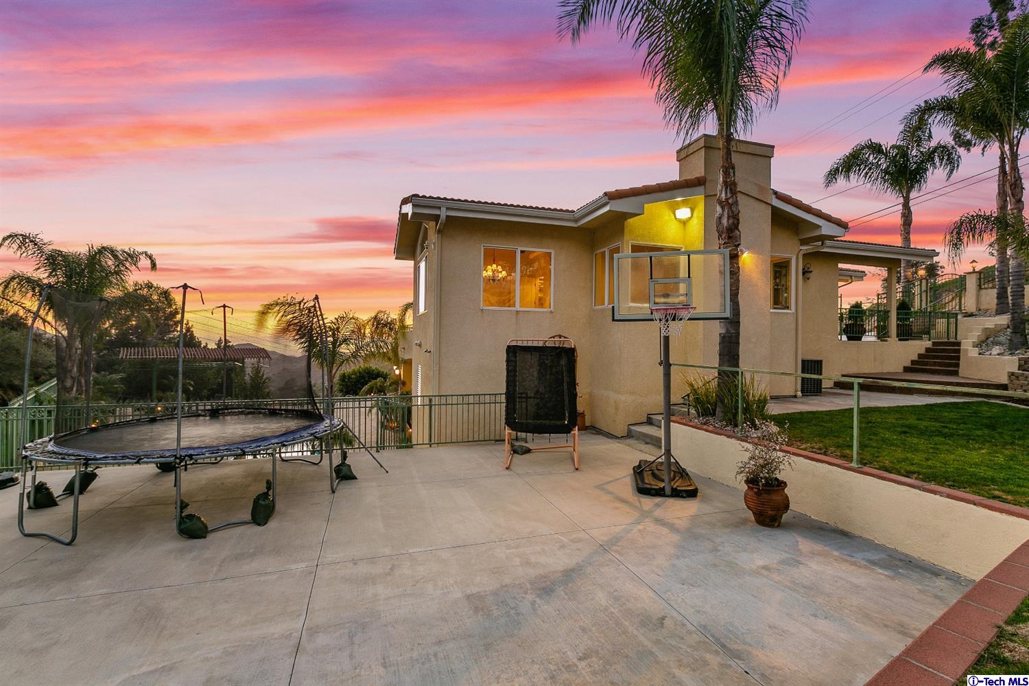 7150 Estepa Drive Tujunga, CA 91042 - Photo 3 of 61