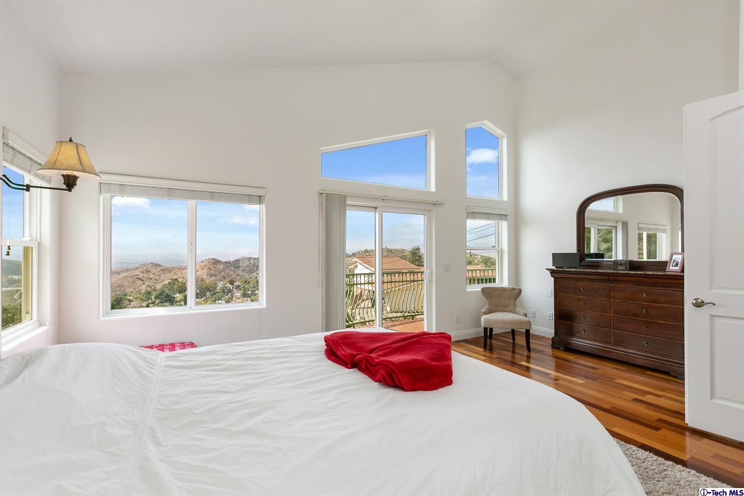 7150 Estepa Drive Tujunga, CA 91042 - Photo 24 of 61