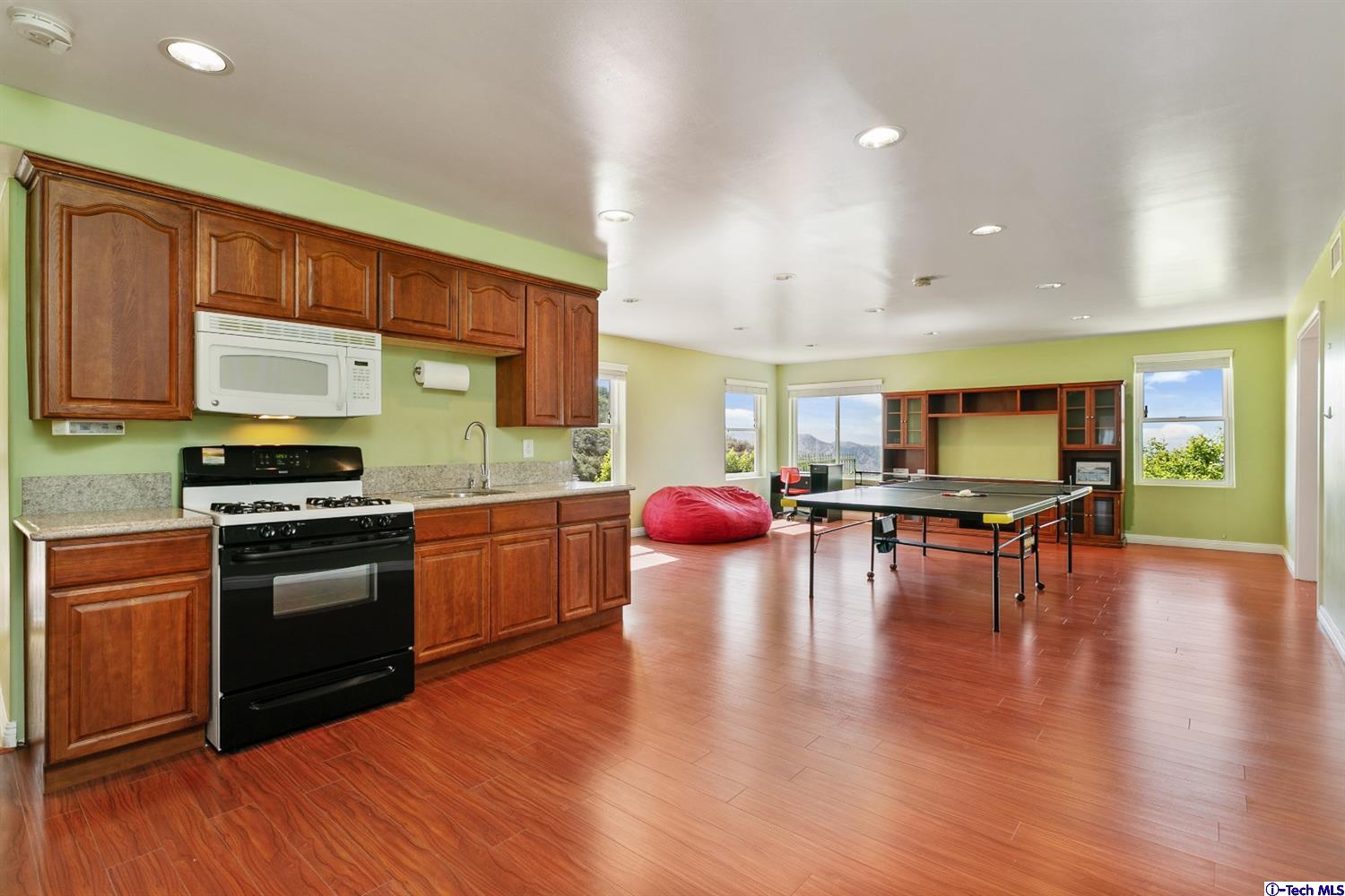 7150 Estepa Drive Tujunga, CA 91042 - Photo 34 of 61