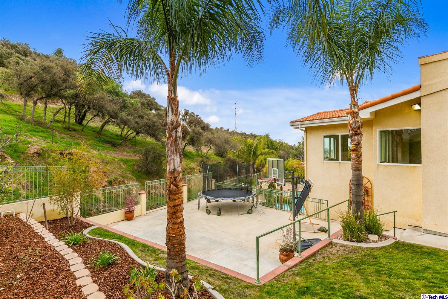 7150 Estepa Drive Tujunga, CA 91042 - Photo 38 of 61