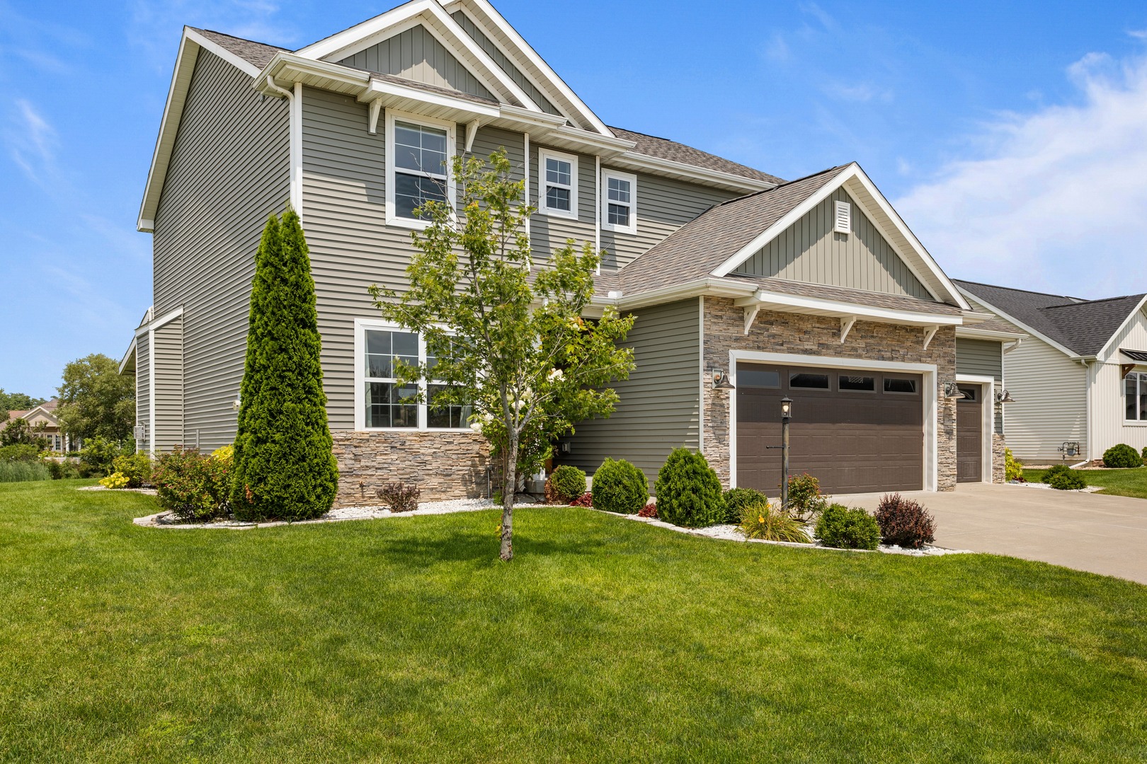 606 Weldon Springs Road Monticello, IL 61856 - Photo 2 of 48 Gallery Image 2