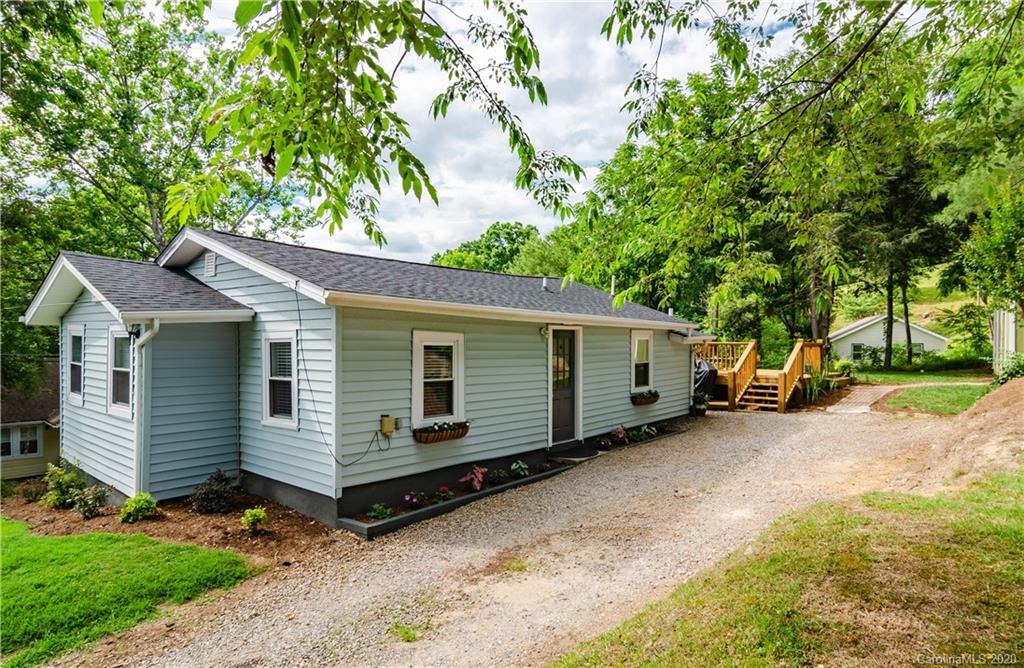 95 Lookout Road Asheville, NC 28804 - Photo 1 of 30 Gallery Image 1
