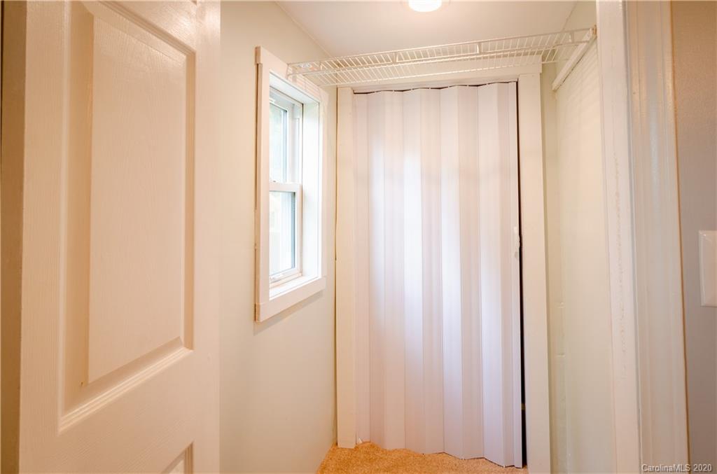 95 Lookout Road Asheville, NC 28804 - Photo 22 of 30 Gallery Image 22