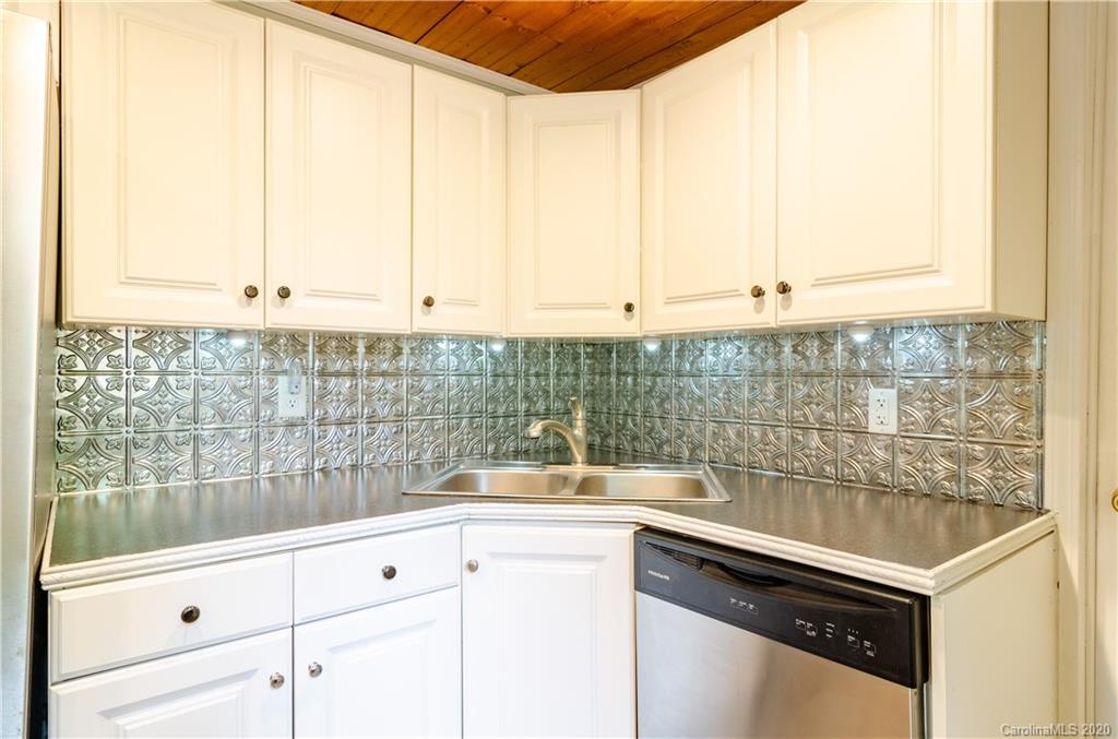 95 Lookout Road Asheville, NC 28804 - Photo 10 of 30 Gallery Image 10
