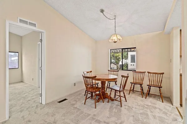 $159,900 | 8147 Willow Street, Windsor, CA 95492