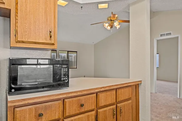 $159,900 | 8147 Willow Street, Windsor, CA 95492