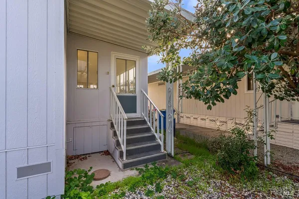 $159,900 | 8147 Willow Street, Windsor, CA 95492