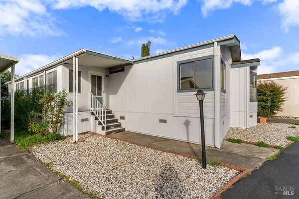 $159,900 | 8147 Willow Street, Windsor, CA 95492