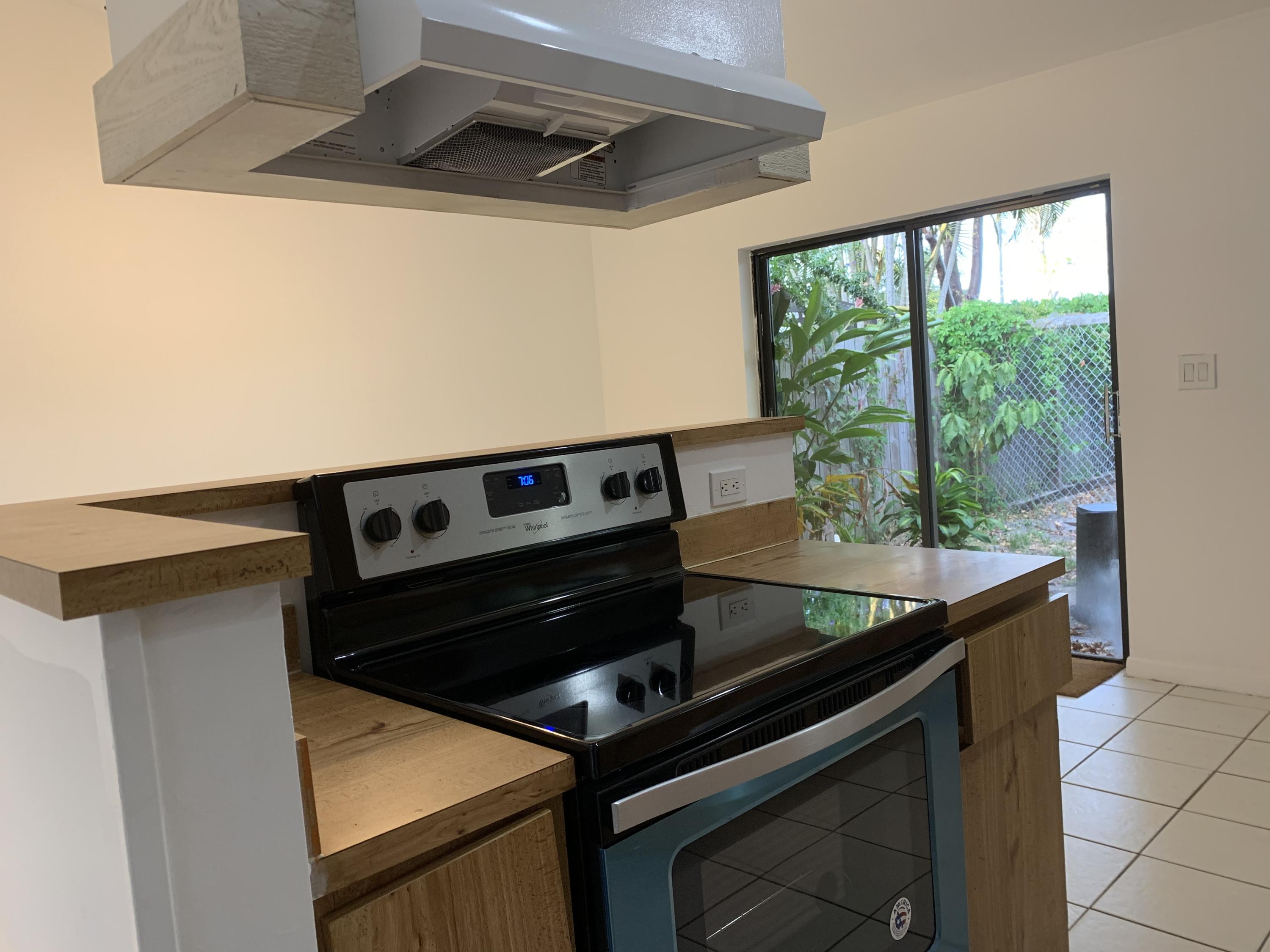 21230 Summertrace Circle Boca Raton, FL 33428 - Photo 5 of 12 range
