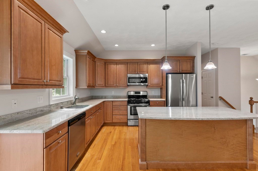 10 Emerald Court Stoneham, MA 02180 - Photo 16 of 42