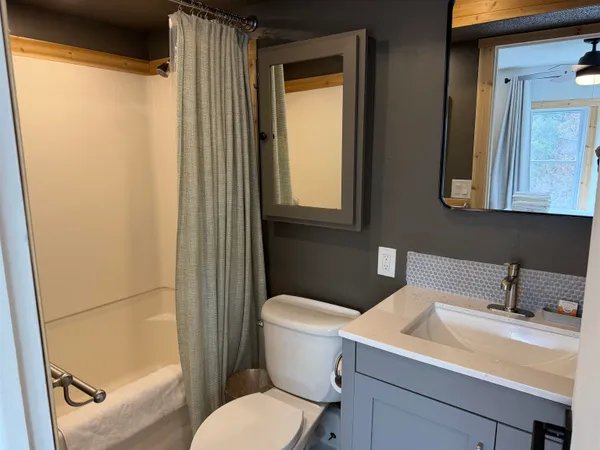 $3,000 | 220 Mountainside Drive, Unit 402, Stowe, VT 05672