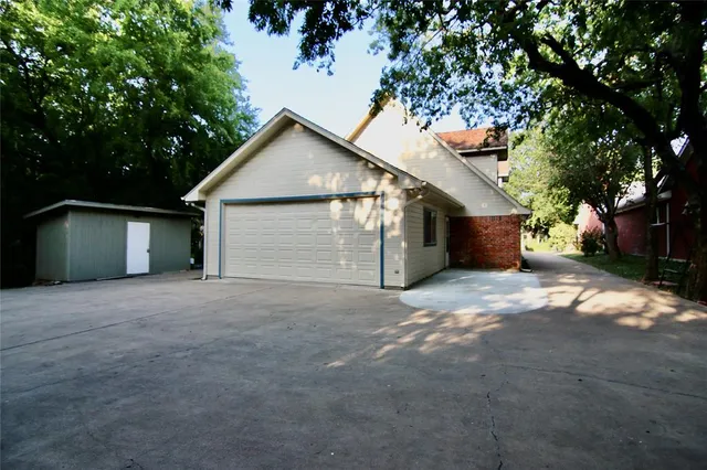 $1,550 | 413 Fulton Street, Unit B, Denton, TX 76201