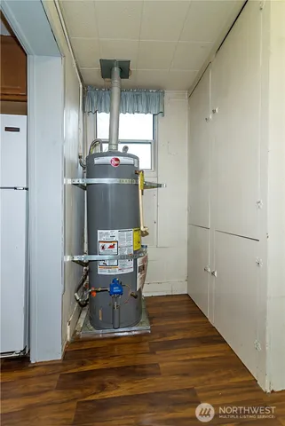 a view of a storage & utility room