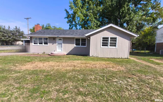 $135,000 | 101 South Glenview Drive, Carbondale, IL 62901