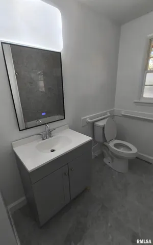 $135,000 | 101 South Glenview Drive, Carbondale, IL 62901