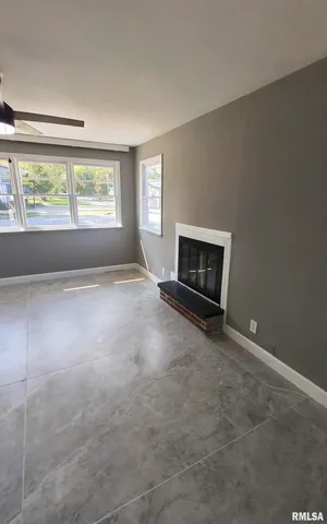 $135,000 | 101 South Glenview Drive, Carbondale, IL 62901