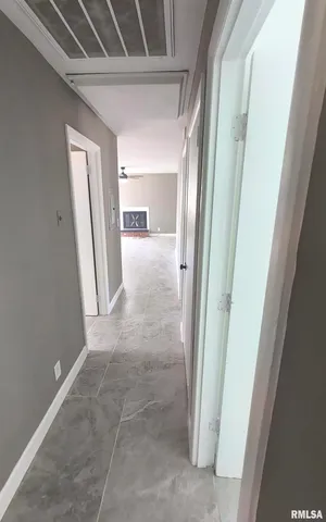 $135,000 | 101 South Glenview Drive, Carbondale, IL 62901