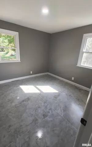 $135,000 | 101 South Glenview Drive, Carbondale, IL 62901