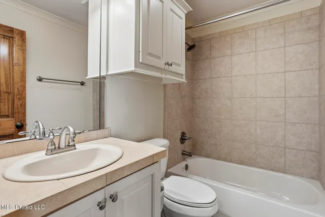 $888,900 | 107 Cedar Woods Drive, Unit 107, Madison, MS 39110