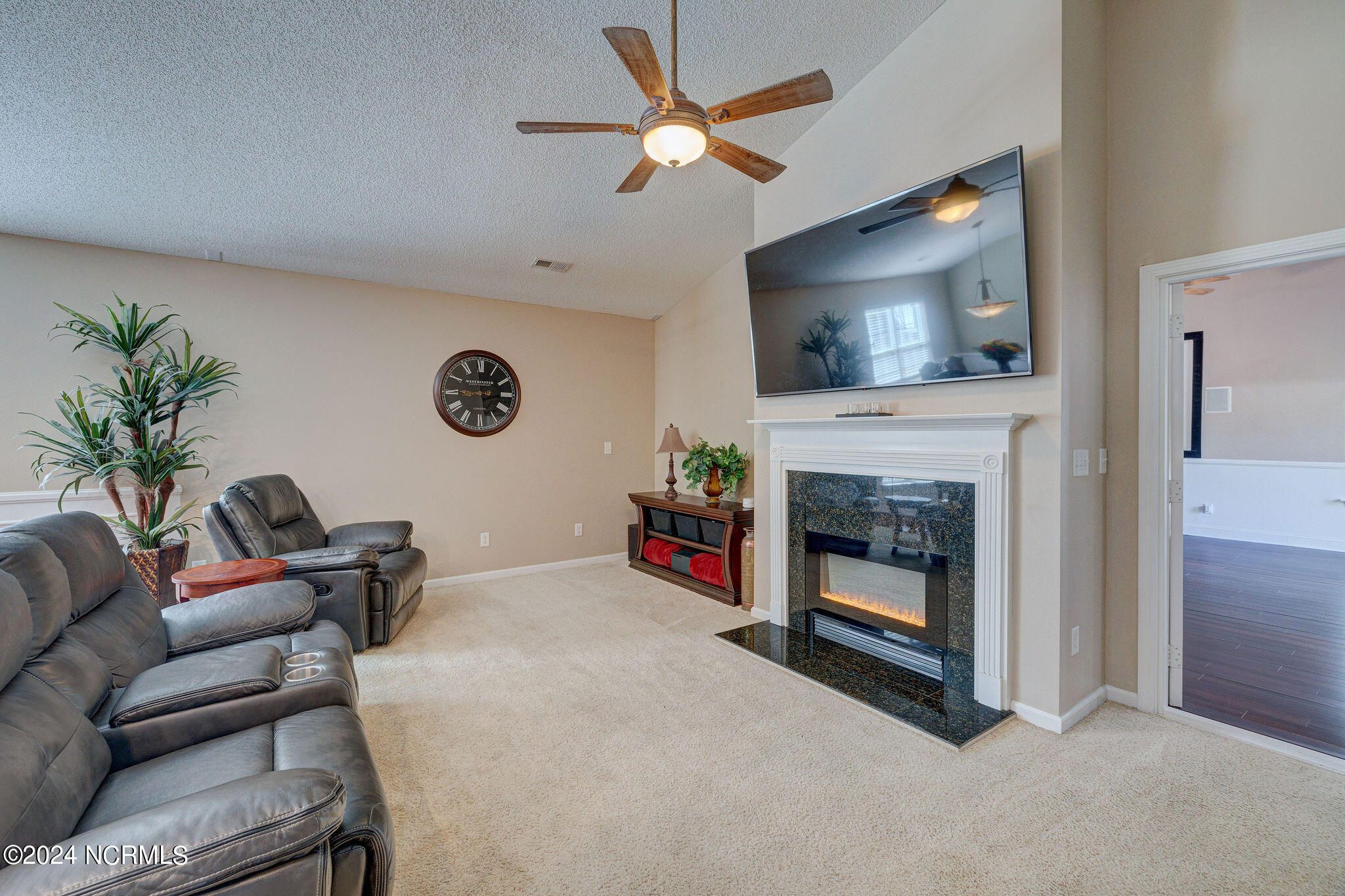 8613 Orchard Loop Road Leland, NC 28451 - Photo 9 of 43 8613OrchardLoopEdit-21