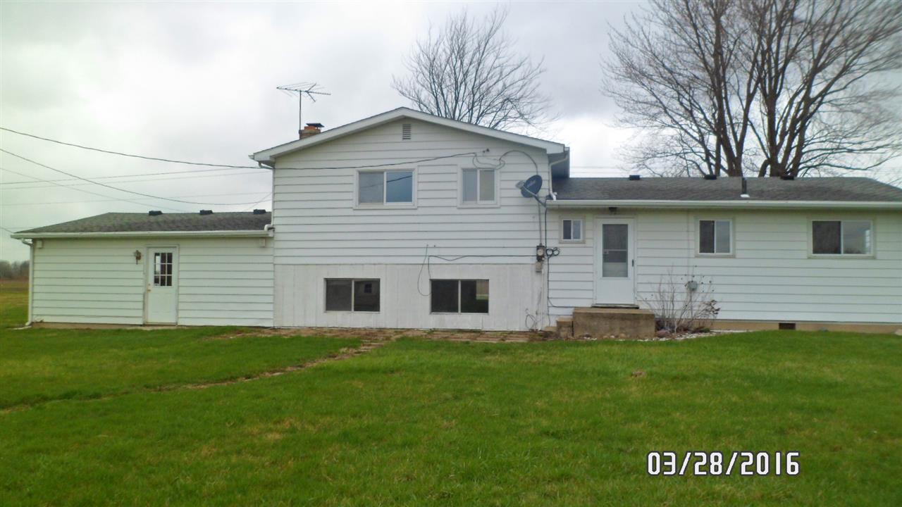 4609 Yoder Road Yoder, IN 46798 - Photo 11 of 35