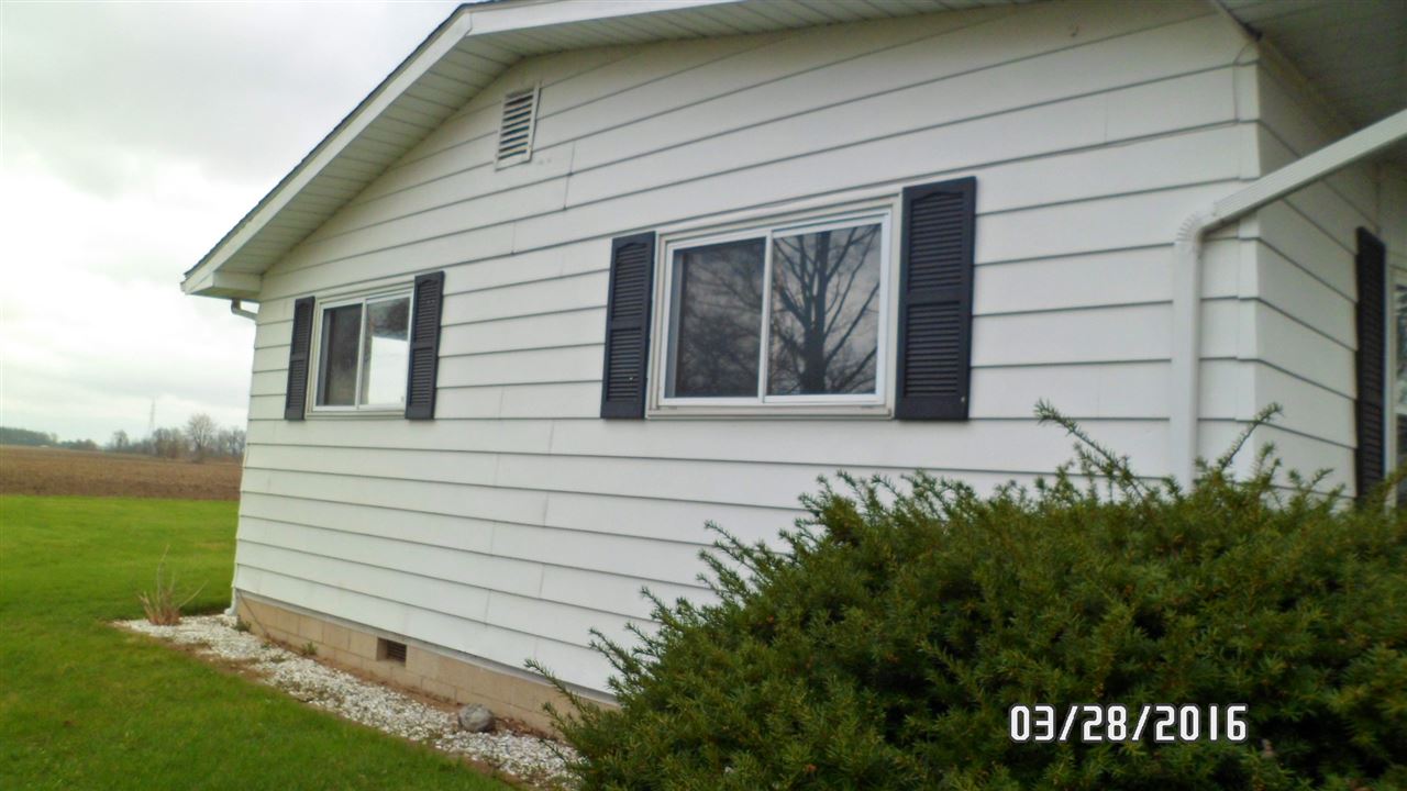 4609 Yoder Road Yoder, IN 46798 - Photo 13 of 35