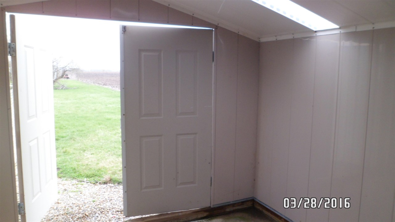 4609 Yoder Road Yoder, IN 46798 - Photo 8 of 35