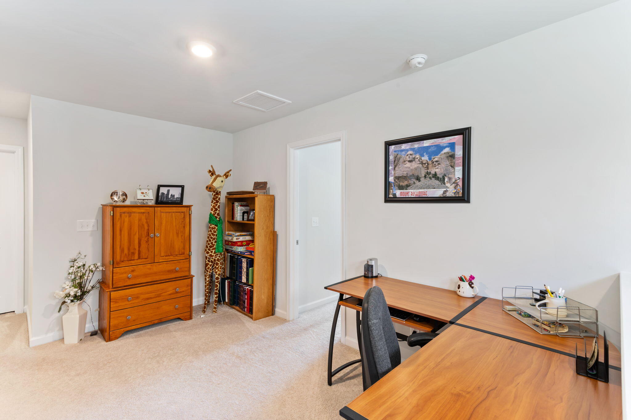 3830 Sawmill Court Mount Pleasant, SC 29429 - Photo 16 of 30 Upstairs common area