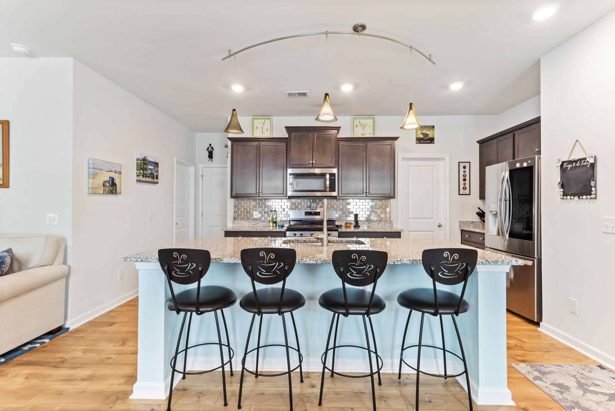 3830 Sawmill Court Mount Pleasant, SC 29429 - Photo 5 of 30 Kitchen