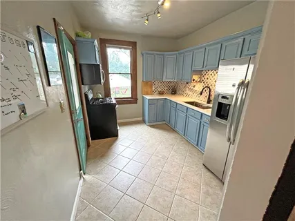 $235,000 | 1421 1/2 Pennsylvania Avenue, Pittsburgh, PA 15233