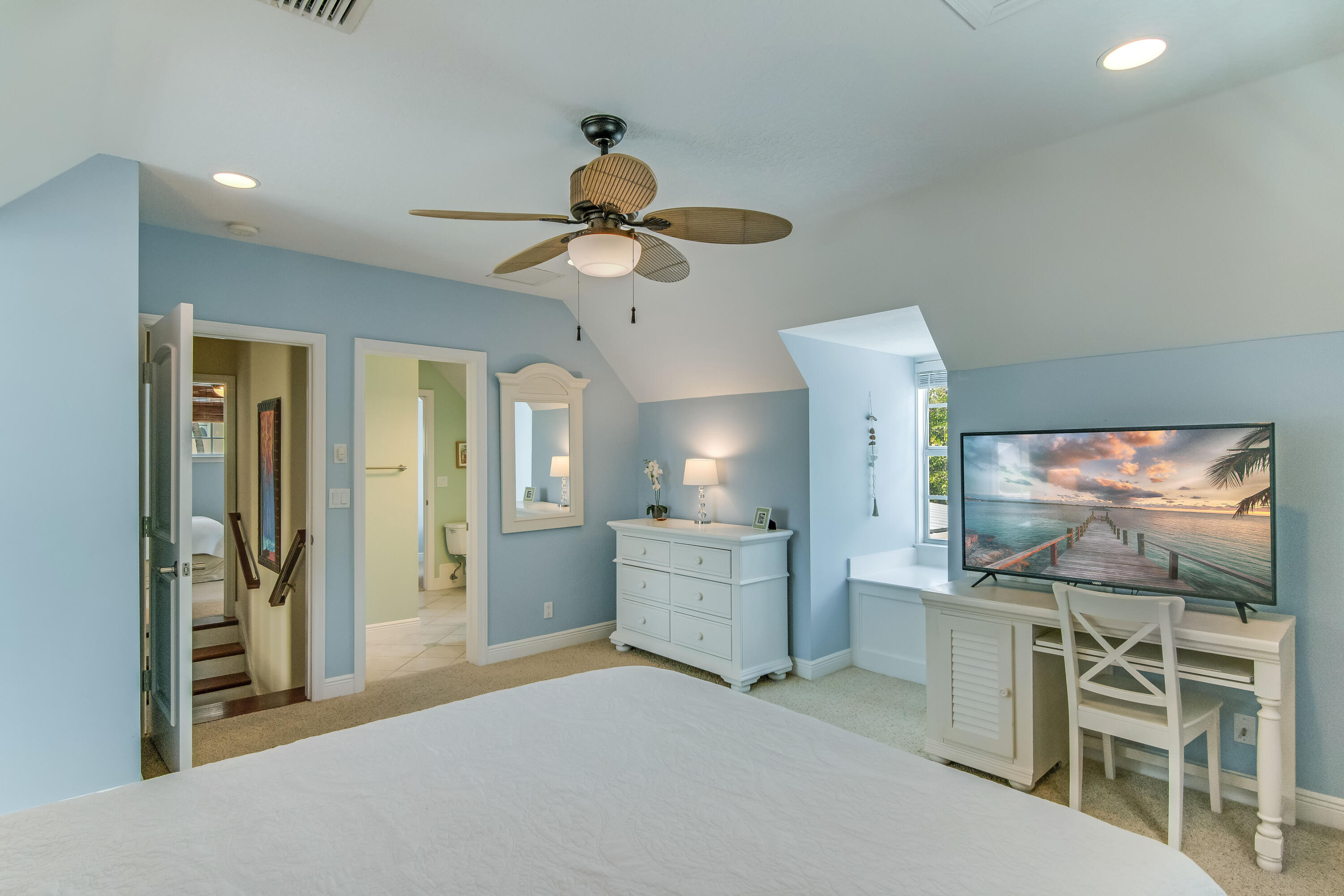 936 Dolphin Drive Jupiter, FL 33458 - Photo 32 of 72 Bedroom 1