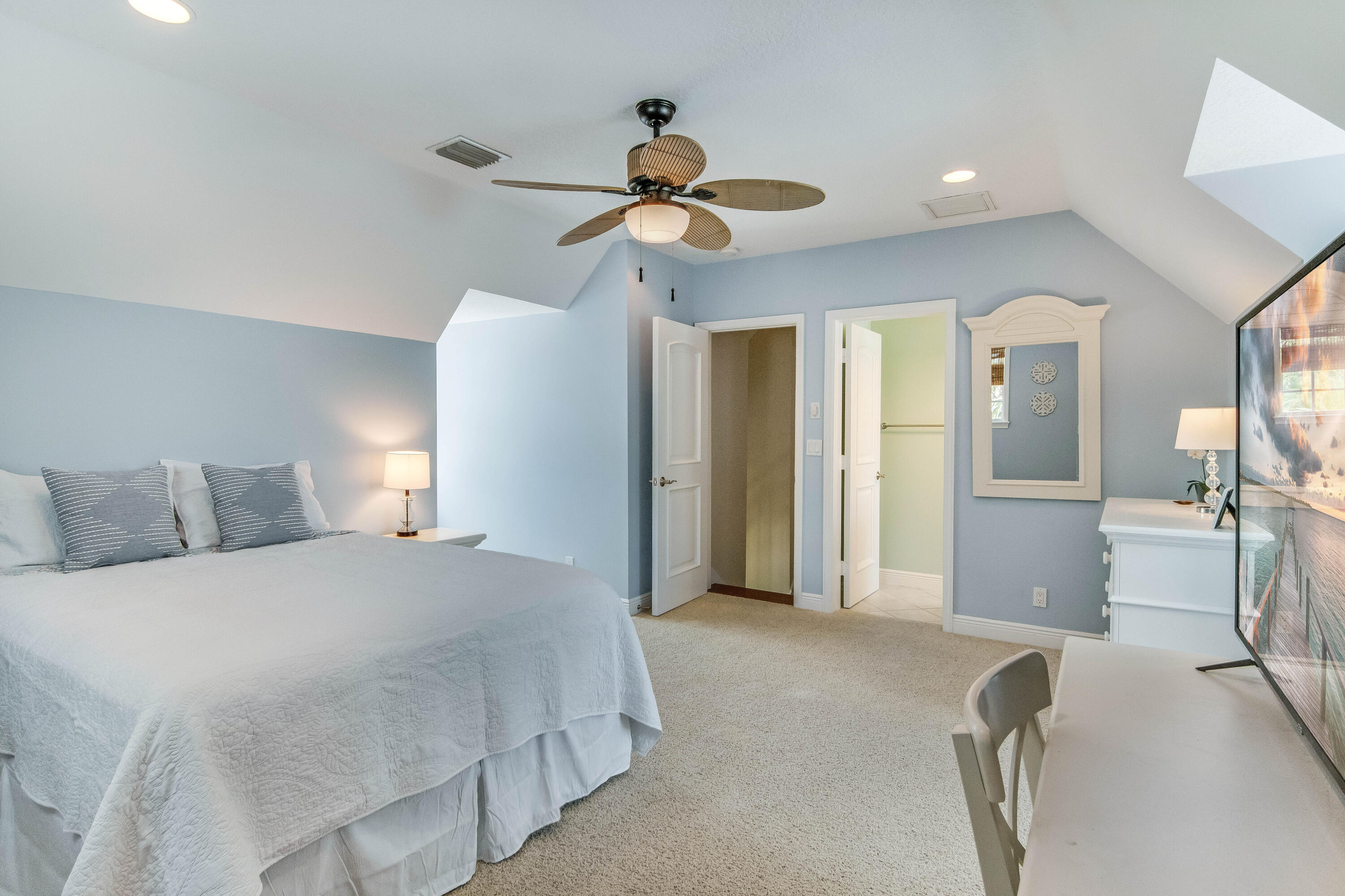 936 Dolphin Drive Jupiter, FL 33458 - Photo 35 of 72 Bedroom 1