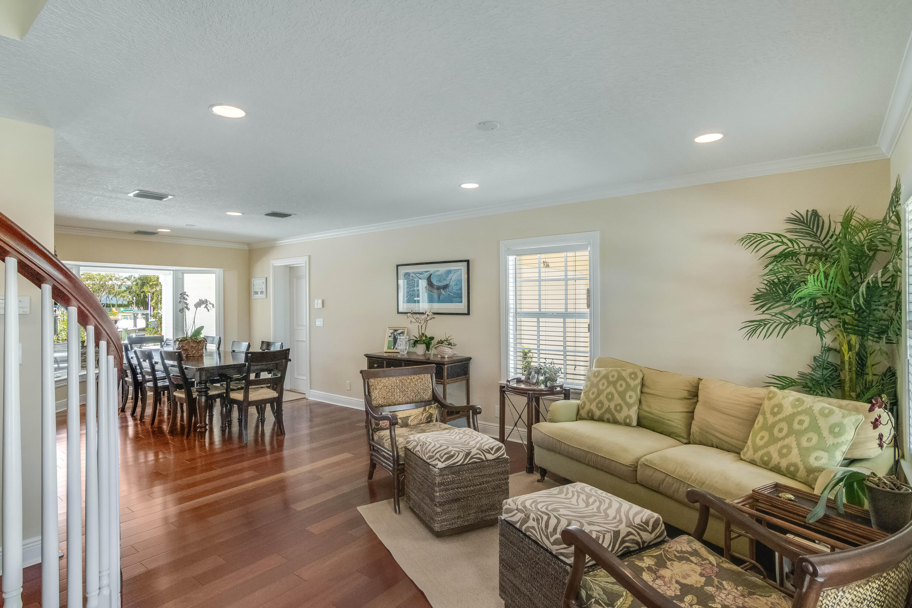 936 Dolphin Drive Jupiter, FL 33458 - Photo 8 of 72 IMG_8901