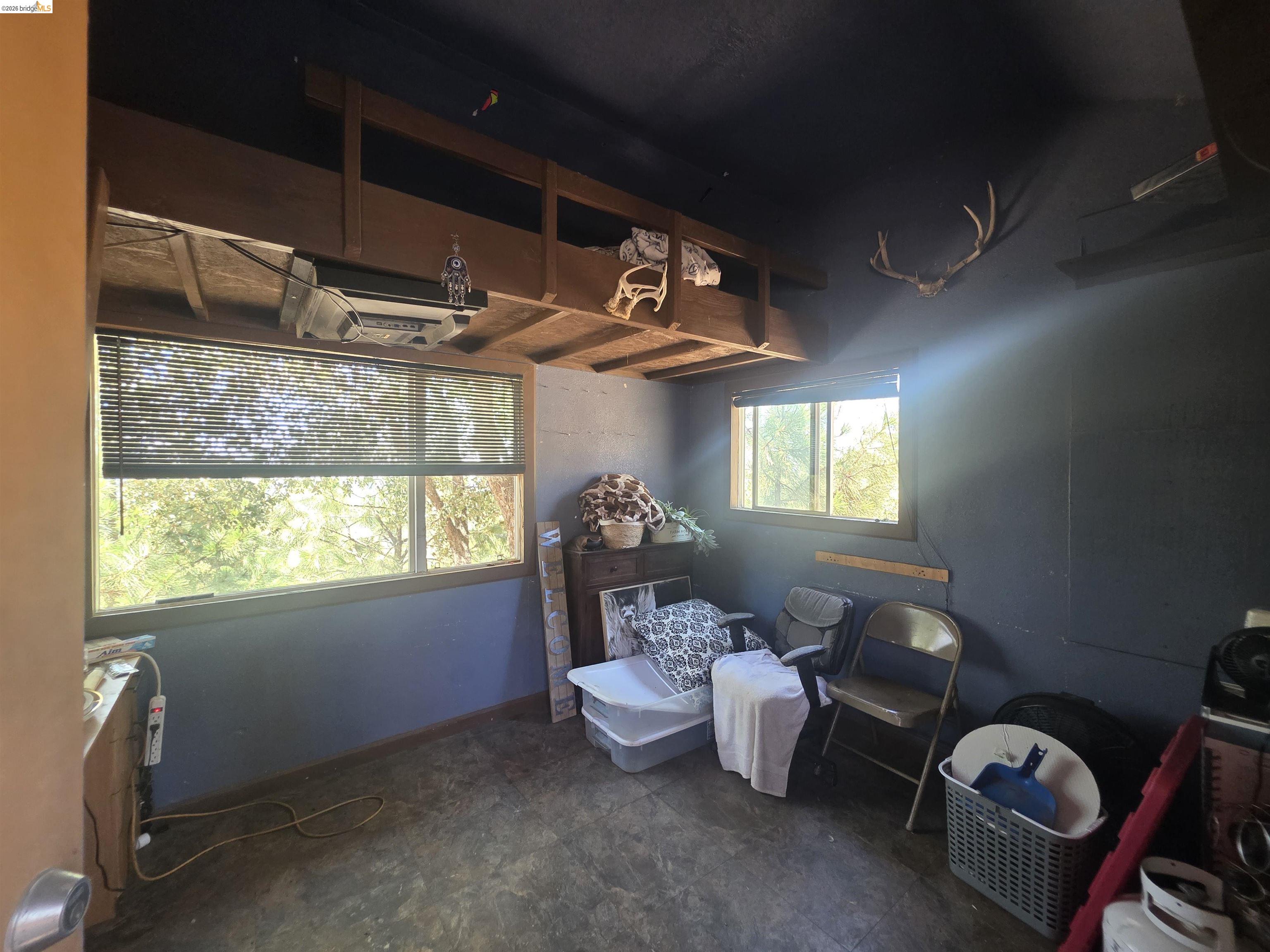 8262 Jackass Ridge Road Coulterville, CA 95311 - Photo 13 of 45 Gallery Image 13
