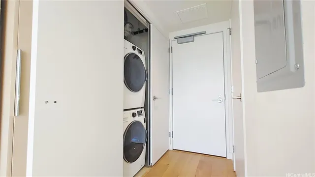 $2,900 | 1001 Queen Street, Unit 2710, Honolulu, HI 96814