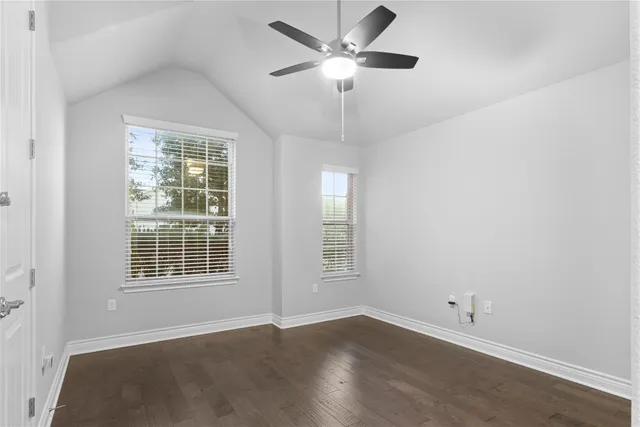 $2,800 | 7704 Vista Mejor Drive, Austin, TX 78744