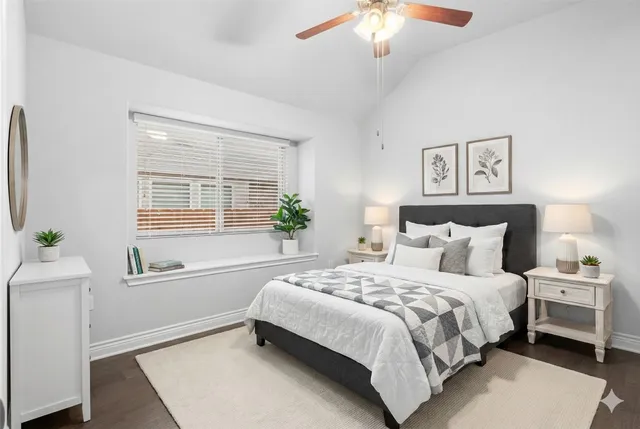 $2,800 | 7704 Vista Mejor Drive, Austin, TX 78744