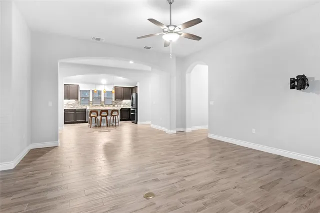 $2,800 | 7704 Vista Mejor Drive, Austin, TX 78744