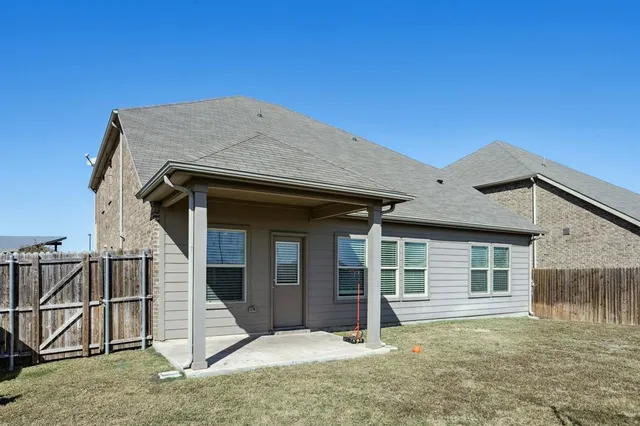$1,775 | 2115 Clarion Drive, Forney, TX 75126