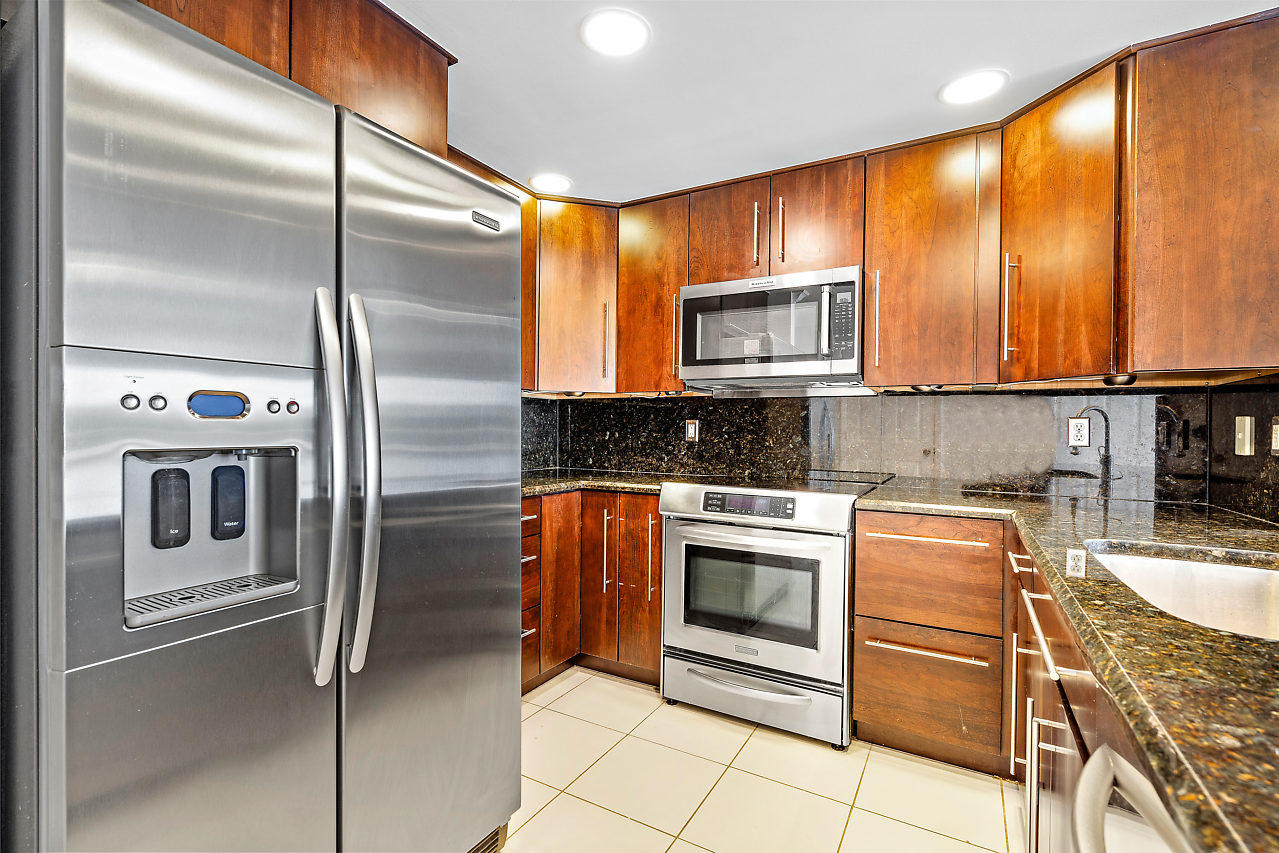 880 Jeffery Street, Unit 880 Boca Raton, FL 33487 - Photo 15 of 32 020-880EJefferySt-DelrayBeach-FL-small