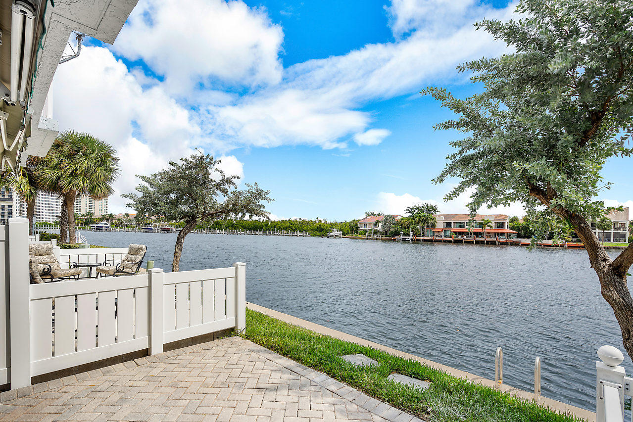 880 Jeffery Street, Unit 880 Boca Raton, FL 33487 - Photo 2 of 32 027-880EJefferySt-DelrayBeach-FL-small