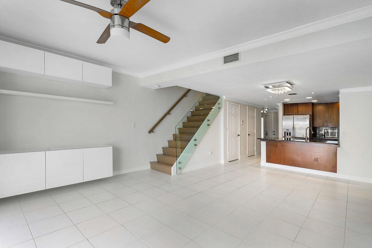 880 Jeffery Street, Unit 880 Boca Raton, FL 33487 - Photo 21 of 32 025-880EJefferySt-DelrayBeach-FL-small
