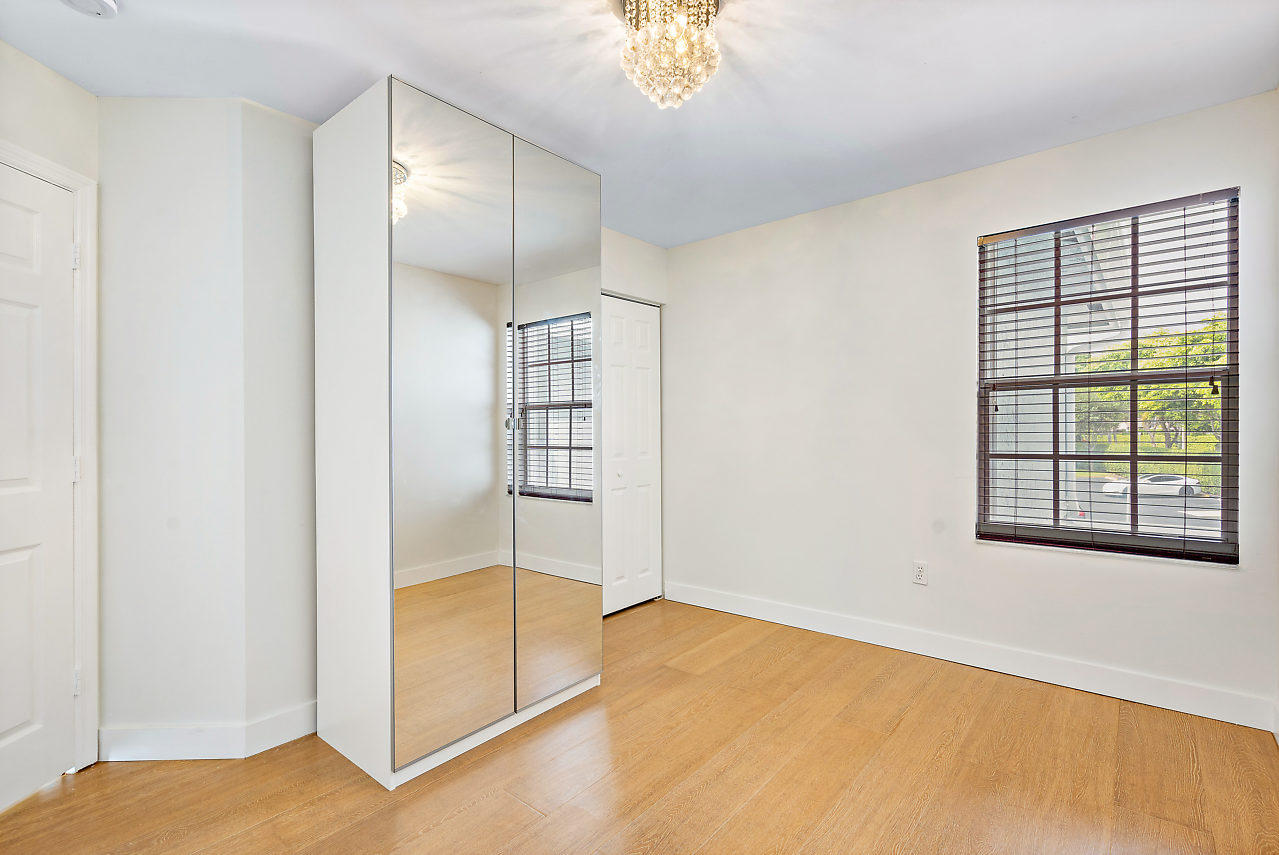 880 Jeffery Street, Unit 880 Boca Raton, FL 33487 - Photo 28 of 32 013-880EJefferySt-DelrayBeach-FL-small
